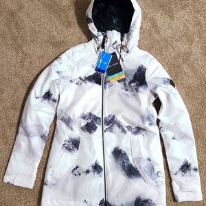 NWT Women's GSOU Snowboarding Jacket